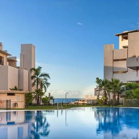 121 - 3 Bedroom With Private Pool Апартаменты *